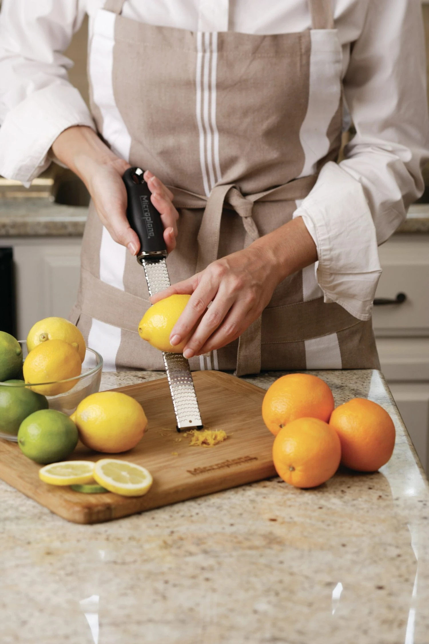 Microplane Premium Classic Zesteur, Koraalkleurig - Image 3