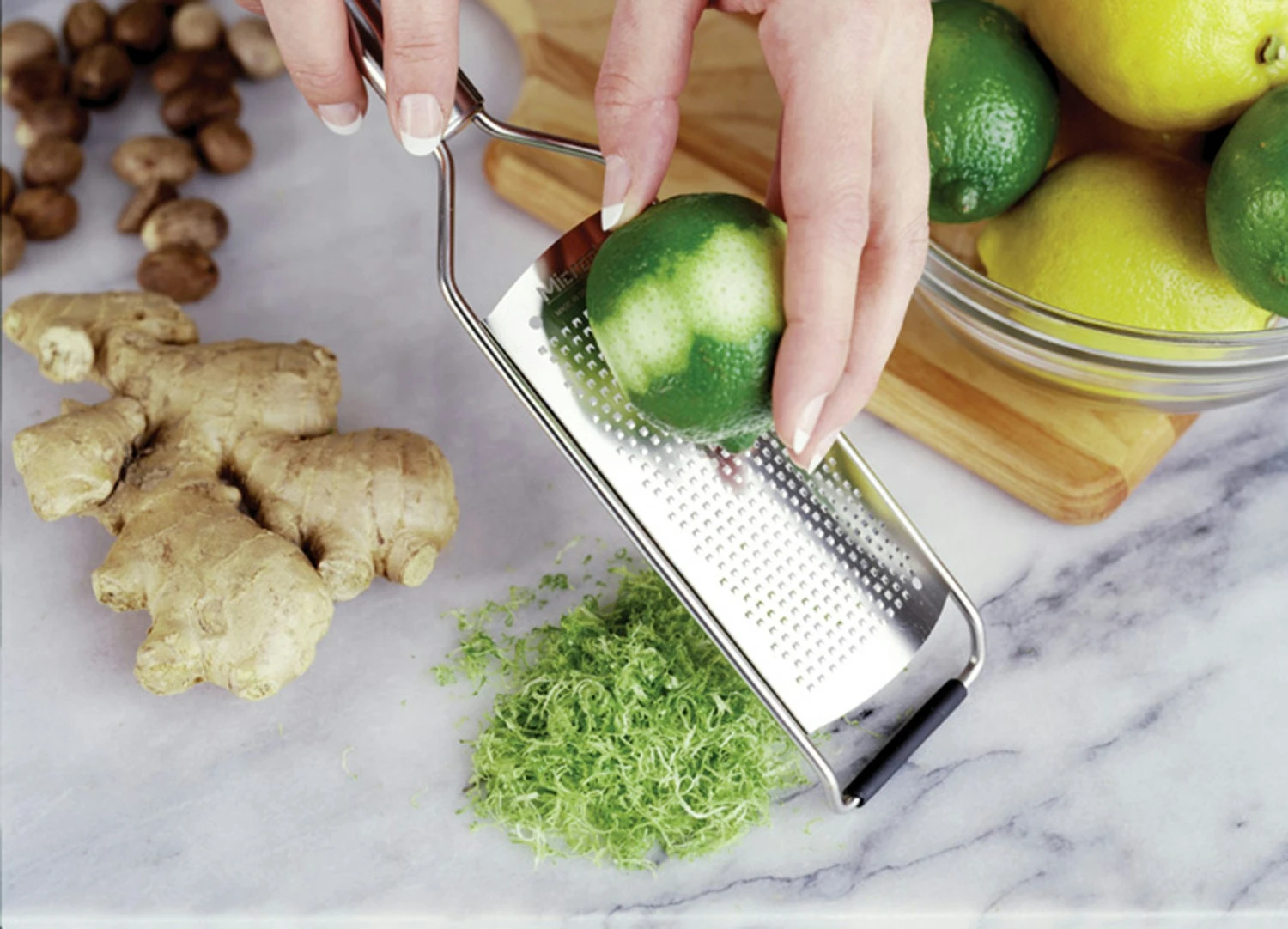 Microplane Professional Grater, Fine - Image 4