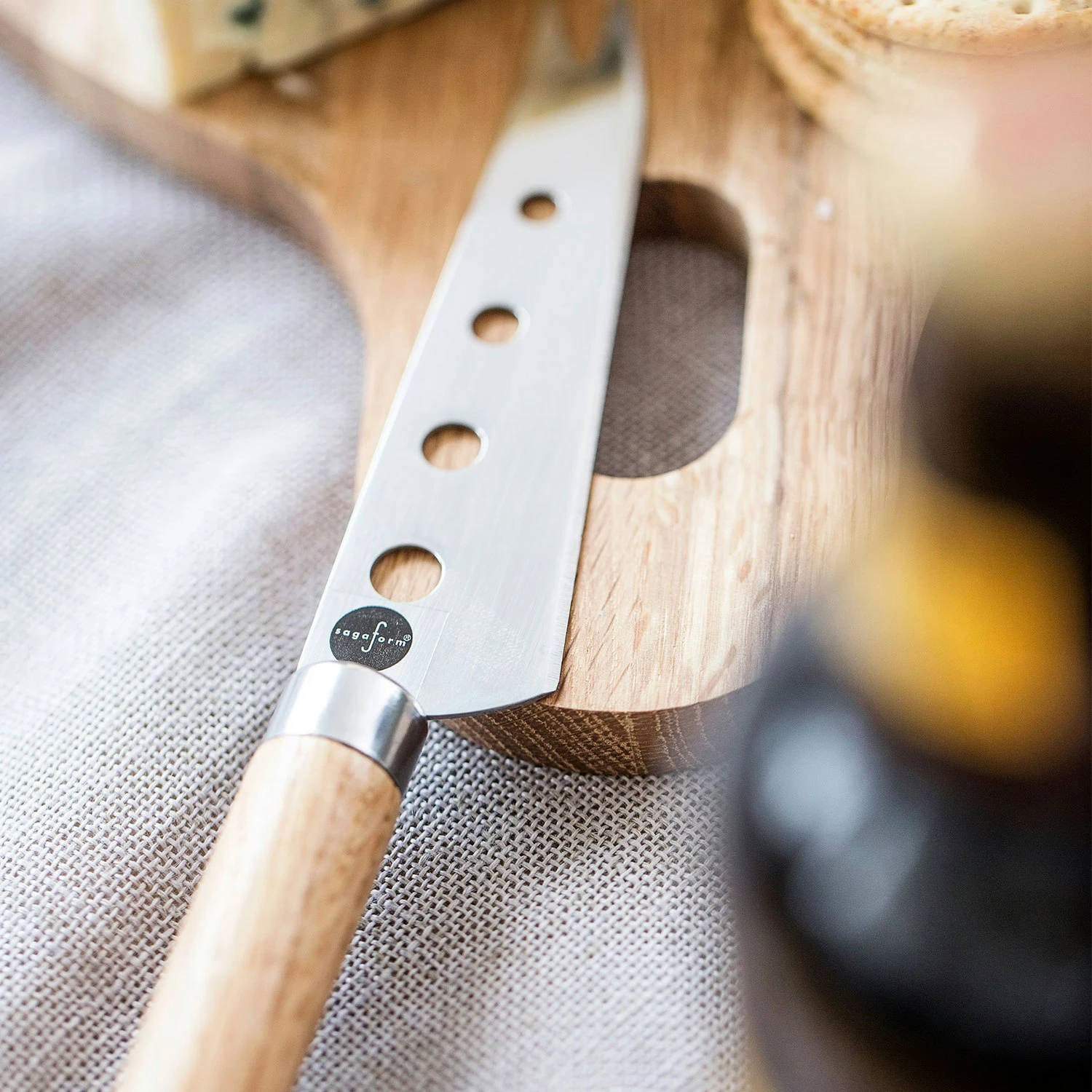 Sagaform Oval Oak Cheese Knife - Image 2