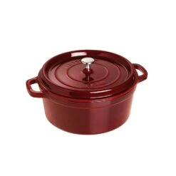 Staub Round Casserole In Cast Iron 6,7 L, Grenade Red